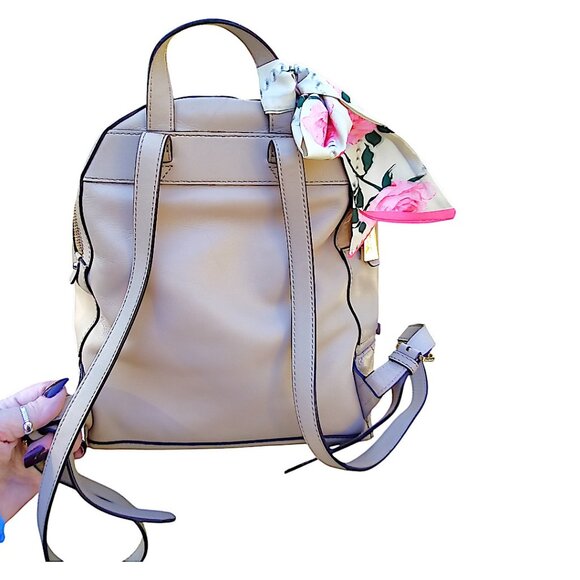 LOW START Michael Kors Medium Rhea Backpack $398 Retail - Picture 2 of 12